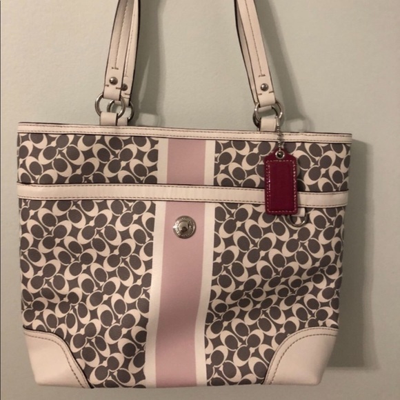 Coach purse - Picture 5 of 5